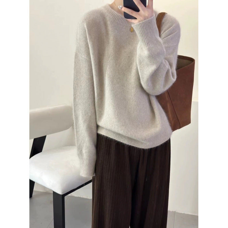 Luxurious Oversized Women's Pullover – Loose-Fitting Sweater in Mohair Blend