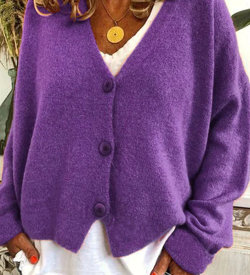 Casual and Elegant Women's Cardigan - Warm Knitwear for Everyday