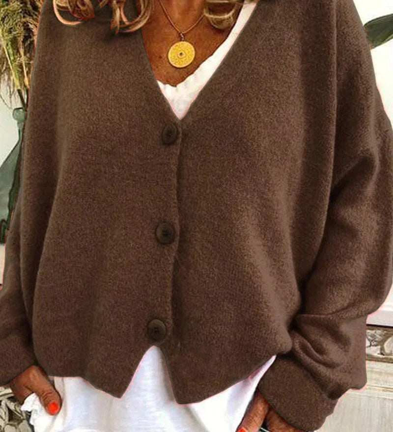 Casual and Elegant Women's Cardigan - Warm Knitwear for Everyday