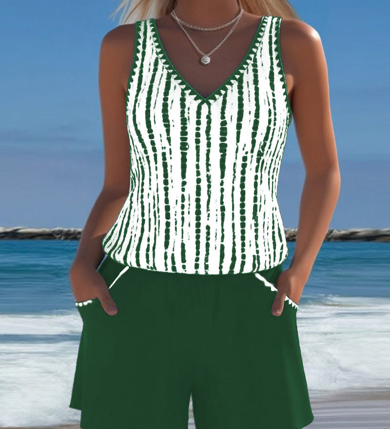 Mia | Casual Printed Two-Piece Swimsuit with V-Neck and Pockets