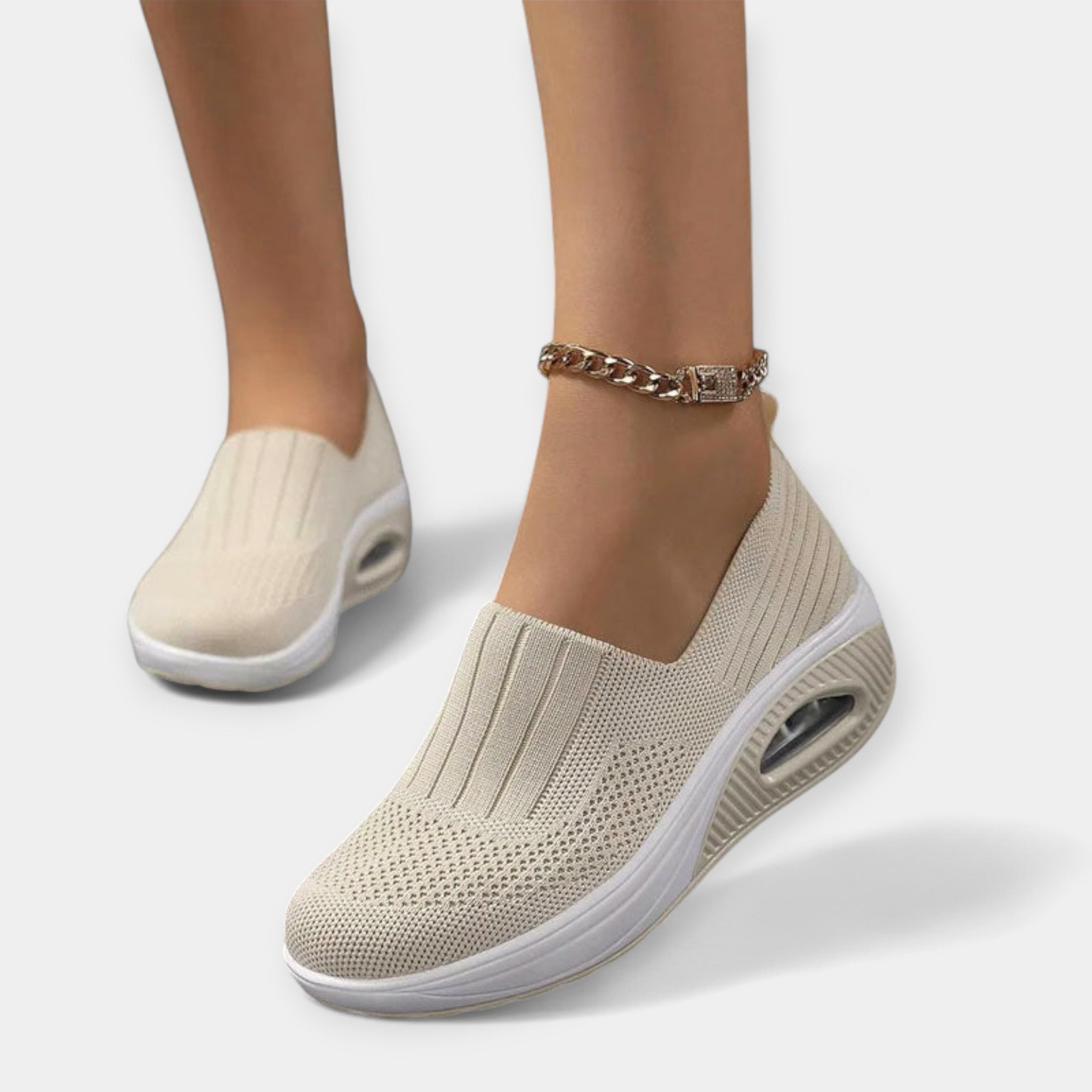 Catalina | Comfortably Worn Kings