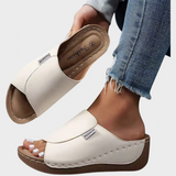 Bríd | Classic Comfortable Walking Sandals