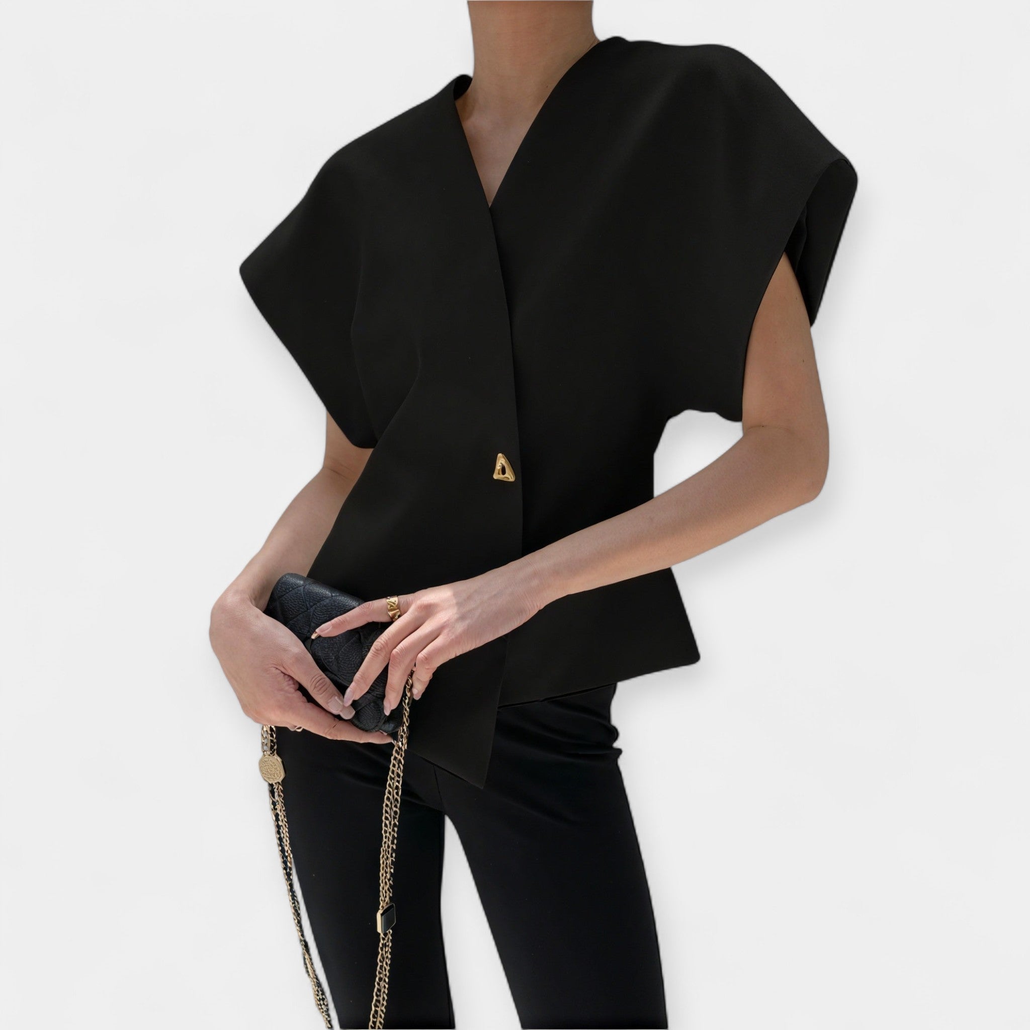 Lucia | Elegant top with a minimalist design