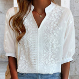 Aura | Plus-size blouse with wide sleeves