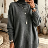 Loose-fitting women's turtleneck jumper - Warm and easy to wear