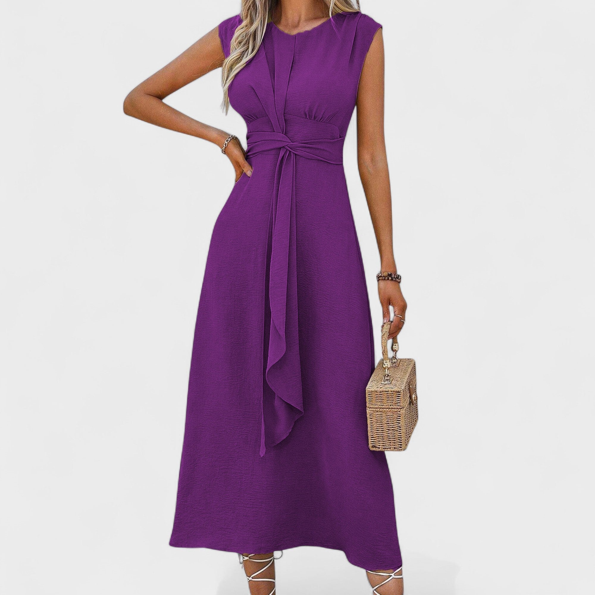 Emilia | Elegant sleeveless maxi dress with round neckline