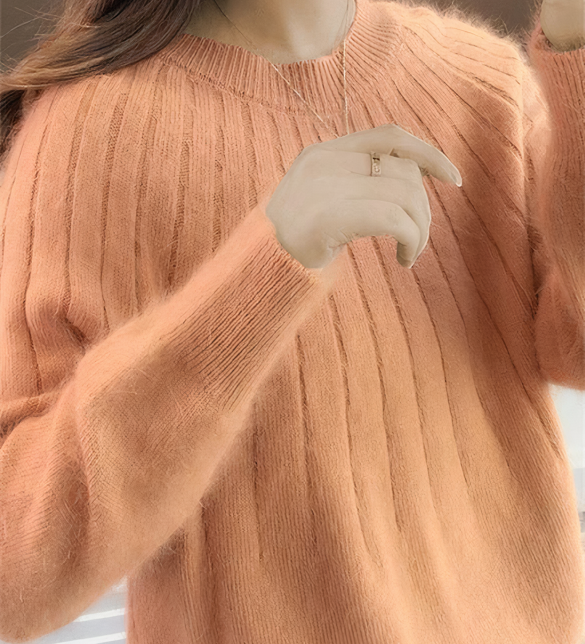 Women's Round Neck Sweater in Cozy Knit – Comfortable Winter Elegance