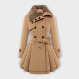 Emma | Elegant coat with a faux fur collar