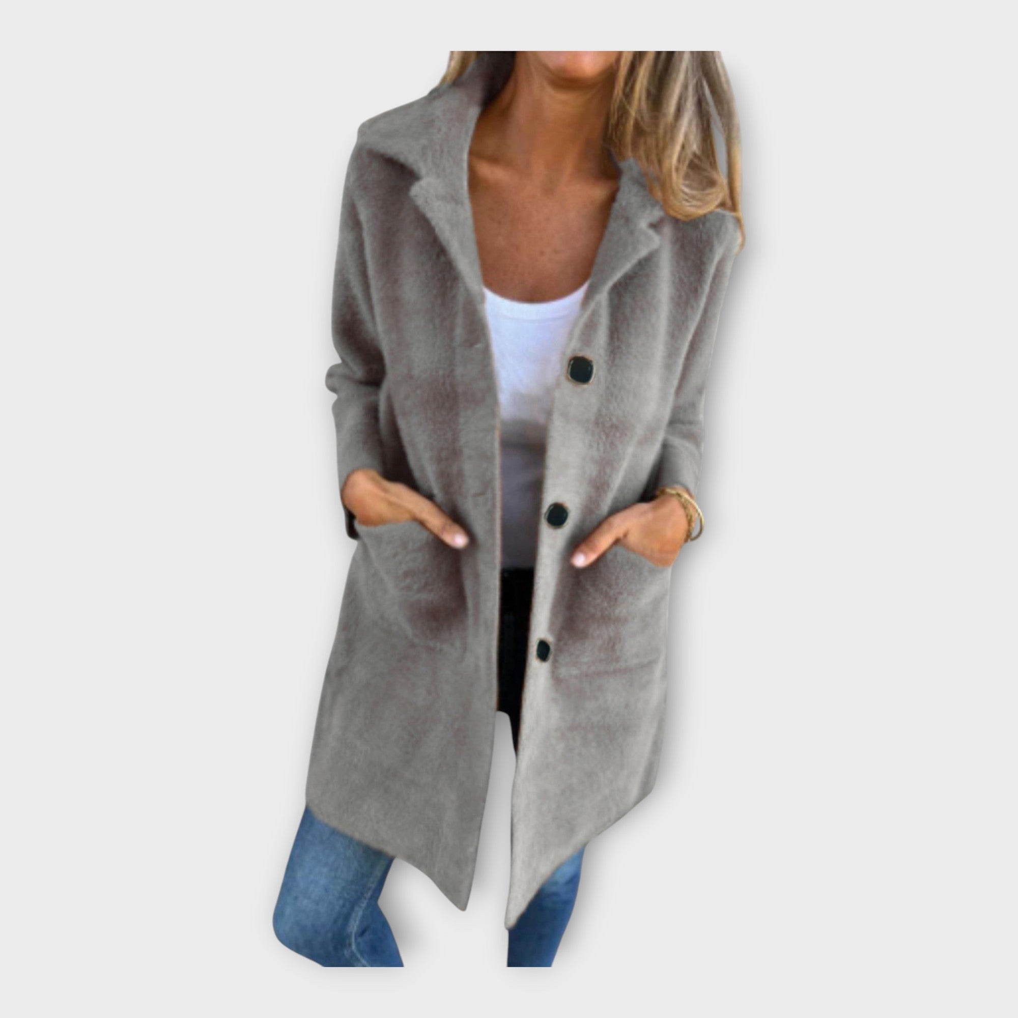 Kristiina | Elegant wool coat with closure