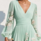 Cisella | Light Green Floral Midi Dress