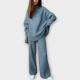 Mara | Coordinated set with a loose fit and minimalist design