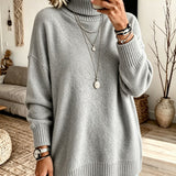 Loose-fitting women's turtleneck jumper - Warm and easy to wear