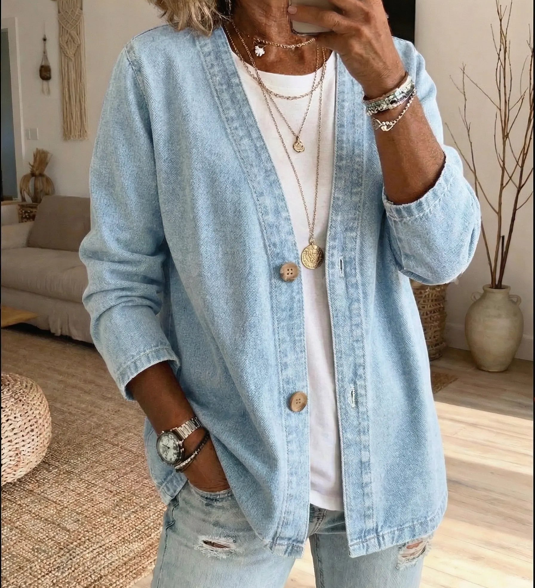Women's casual button-up denim cardigan – An elegant, relaxed style, ideal for layering every day