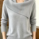 Relaxed women’s pullover with a lapel collar – Comfortable and versatile