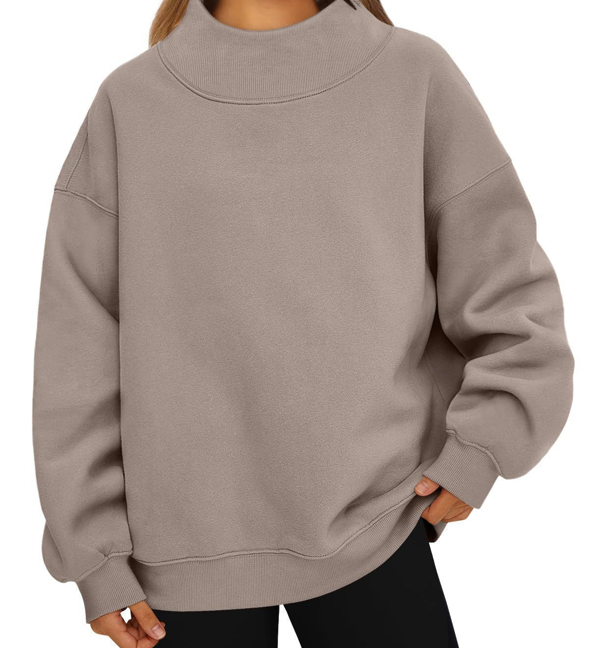 Women's loose-fit high-neck sweatshirt – Casual, comfortable style to pull on over other layers