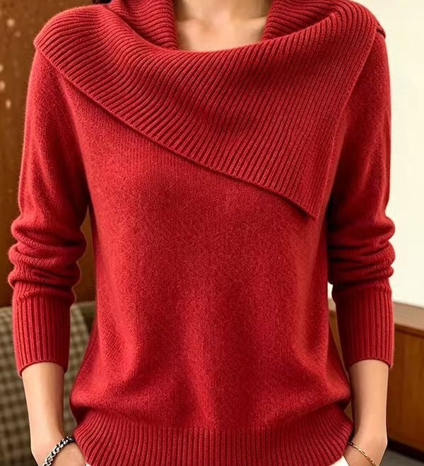 Relaxed women’s pullover with a lapel collar – Comfortable and versatile