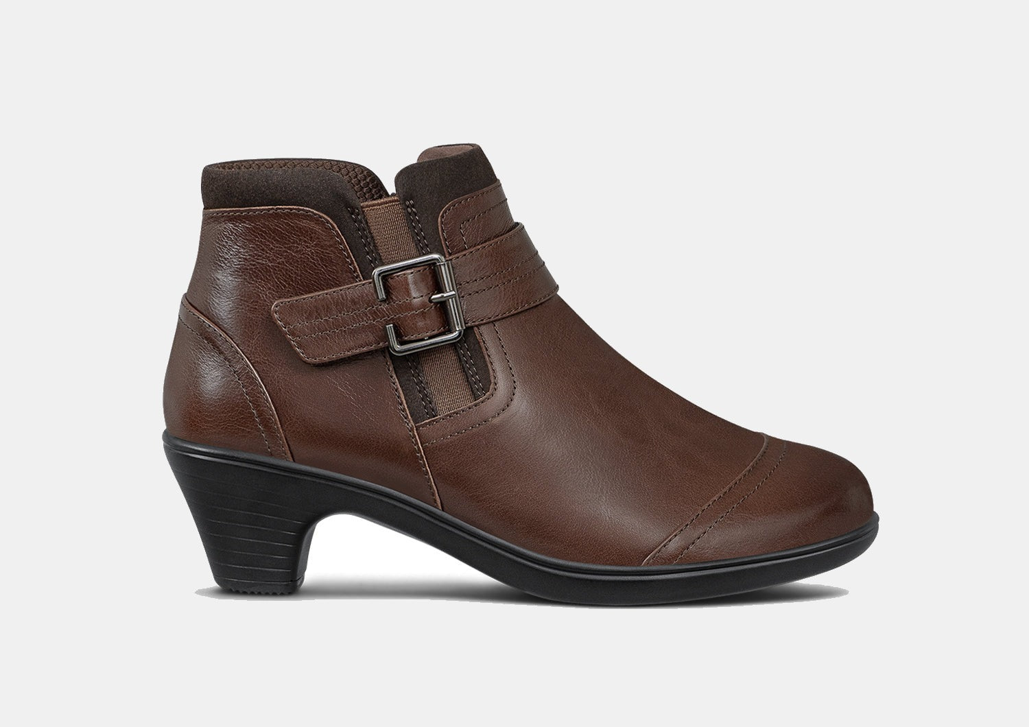 Emma | Timeless elegance in warm chestnut brown