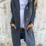 Elegant long knitted cardigan