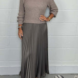 Liza | Pullover and Pleated Dress Set